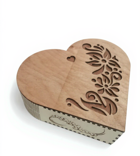 Boîte cœur bois ajouré motif Floral élégant