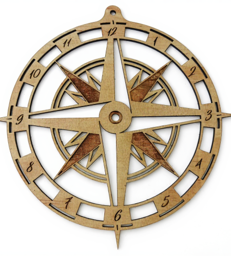 Rose des vents en bois ajourée décorative